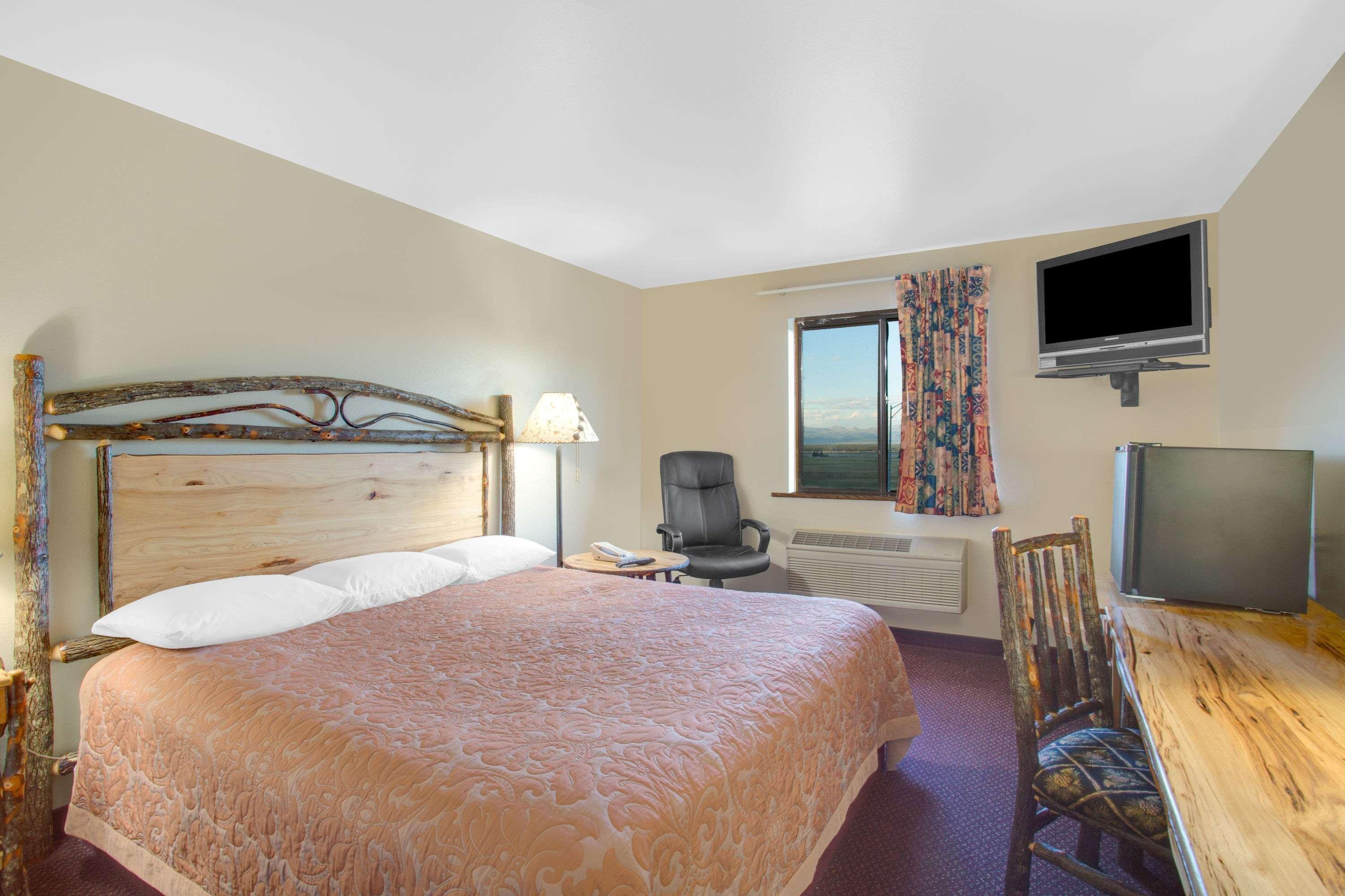 Super 8 By Wyndham West Yellowstone Exterior foto
